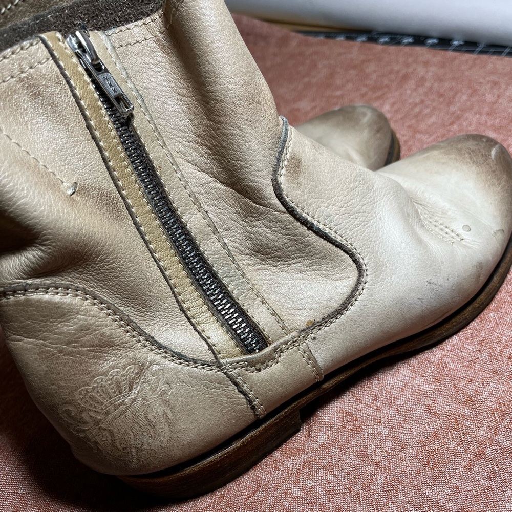 Cream and brown Blackstone leather ankle boots size 39